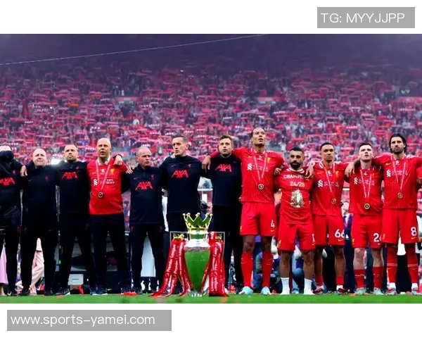 阿贾克斯主帅海廷加因欧冠全败及荷甲低迷表现被解职 阿贾克斯主帅海廷加因欧冠全败及荷甲低迷表现被解职