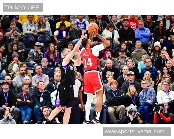 快船豪取四连胜状态火热能否在季后赛中实现北伐梦想